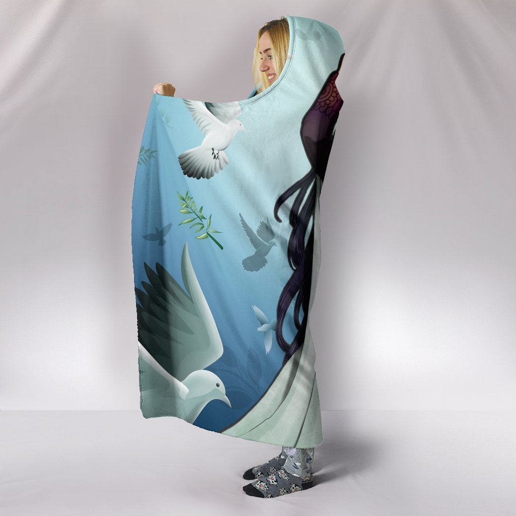 One Piece Boa Hancock Hooded Blanket - White Pigeon Sex Girl Blanket - Image 3